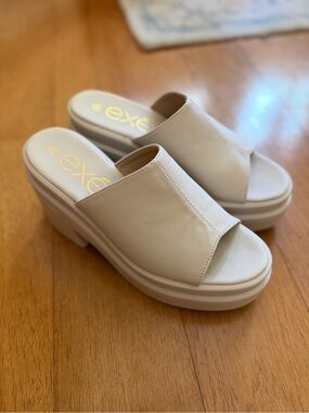 EXE Cream Platform Slide Mules